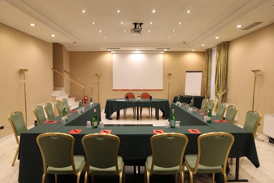 Andreola Central Hotel Milano Esterno foto