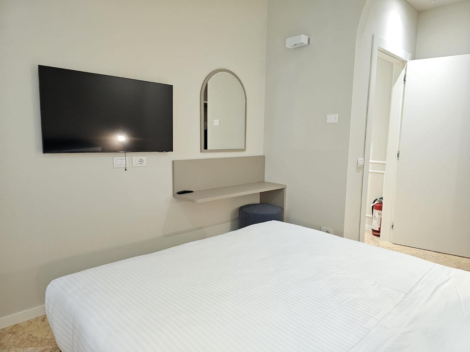 Andreola Central Hotel Milano Esterno foto