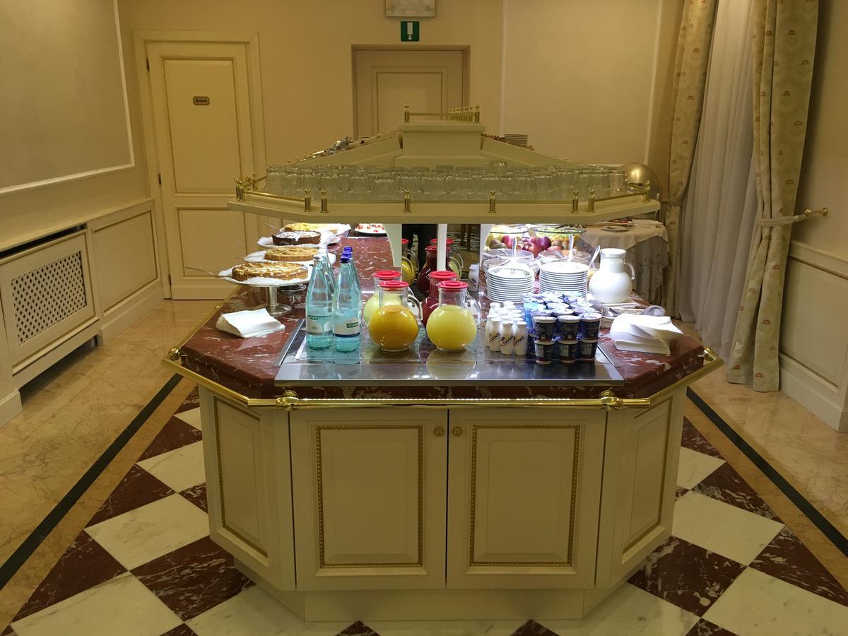Andreola Central Hotel Milano Esterno foto