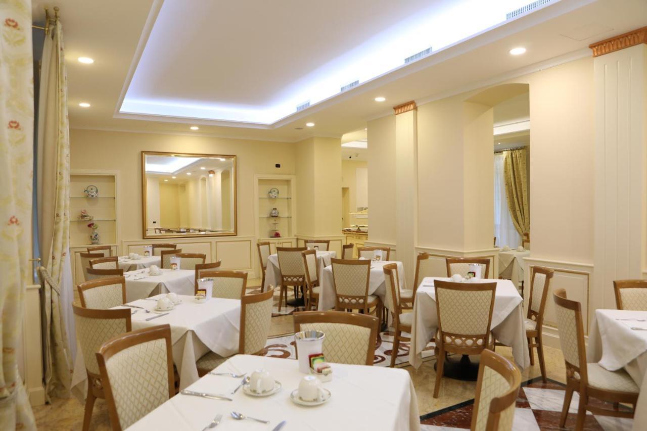 Andreola Central Hotel Milano Esterno foto